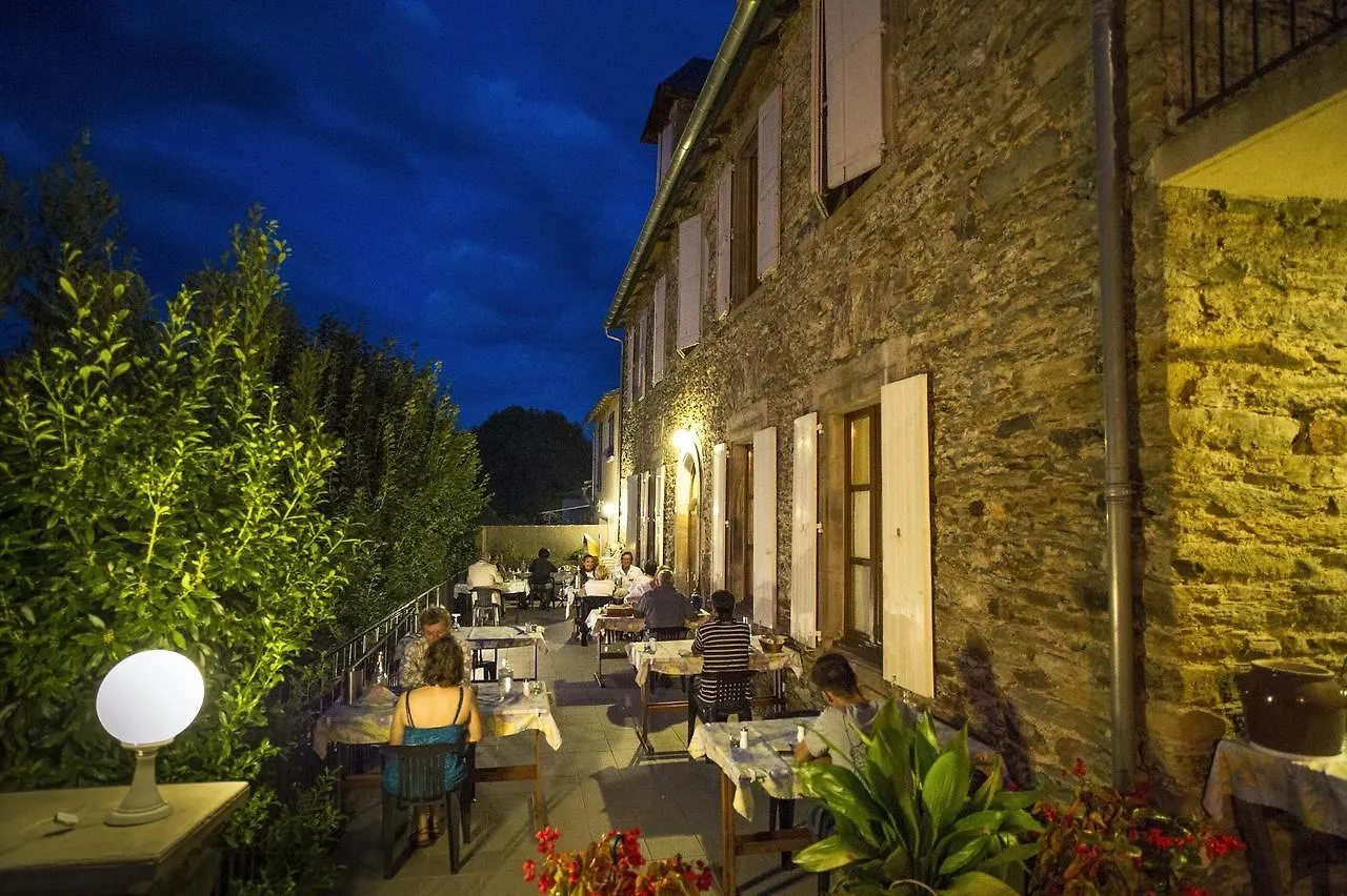 Logis Hotels - Hostellerie Des Lauriers - Hotel Et Restaurant Alban